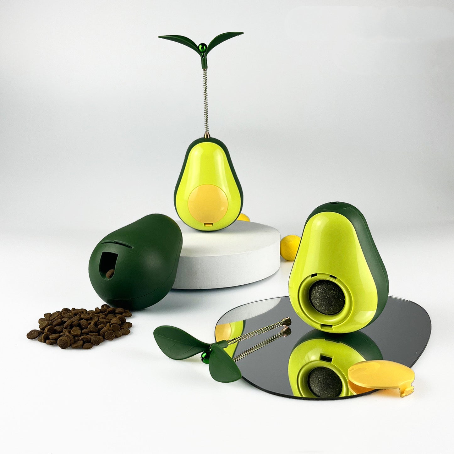 Avocado cat
